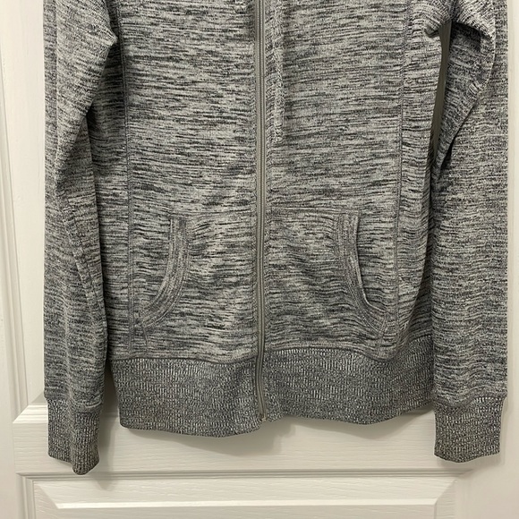 Women’s 90 degree Active Sweater - Picture 3 of 5